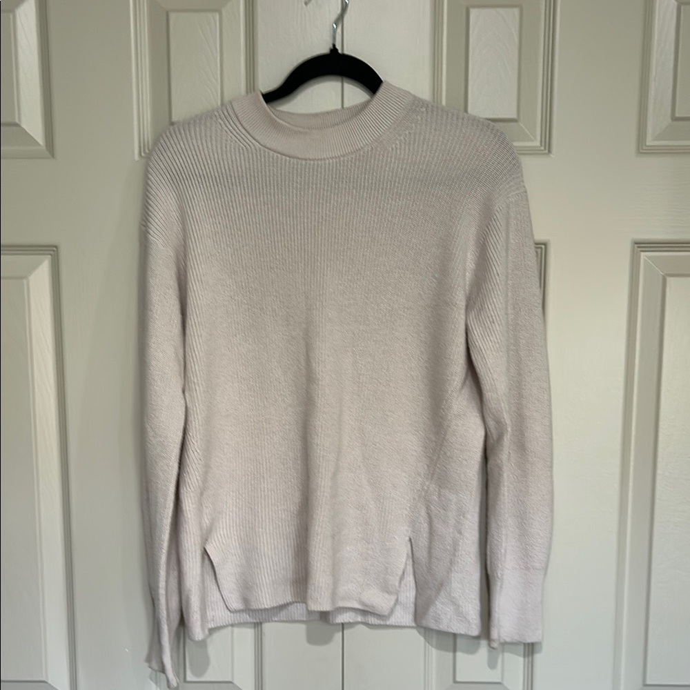 Lululemon Athletica Soft Cream Crew Neck Sweater